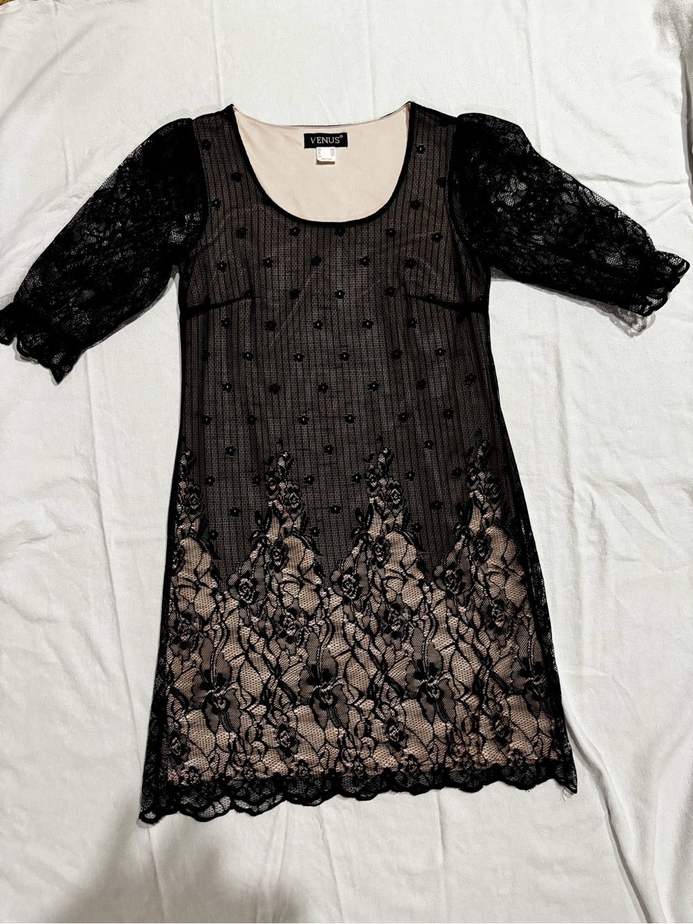 Venus Floral Lace Mini Dress in Black & Pink Like New